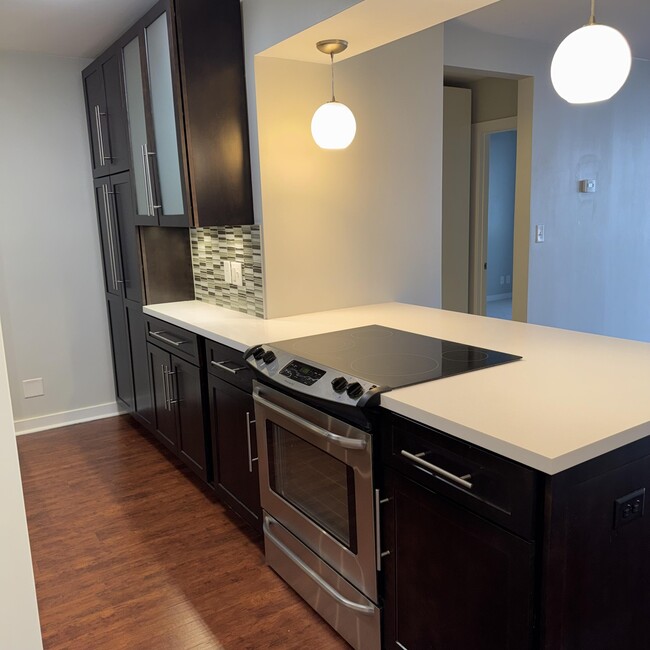 Photo - 1660 N Prospect Ave