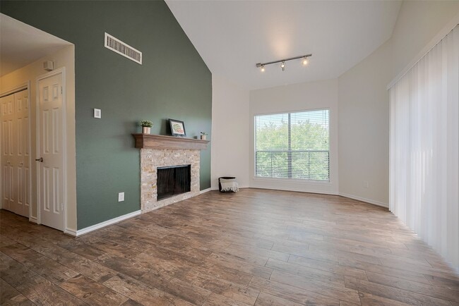Building Photo - 10176 Oakberry St Unit 76 Rental