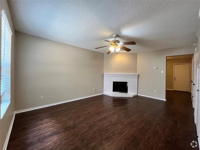 Building Photo - 3047 Olympia Dr Rental