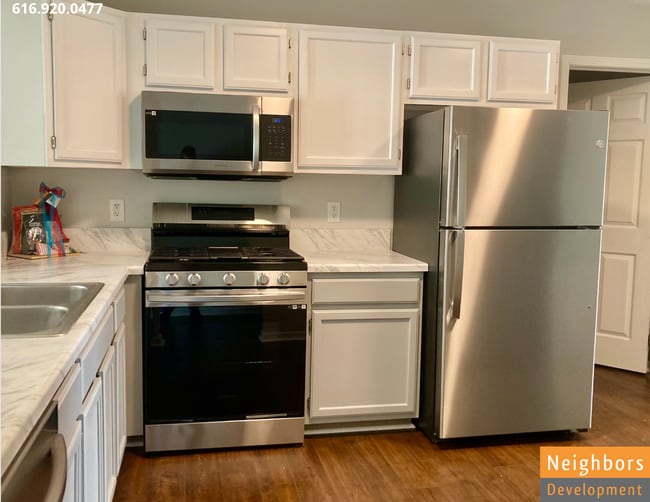 Photo - 5425 Rivertown Cir SW