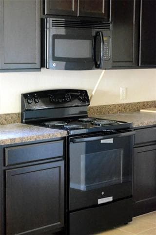 Photo - 704 Westgate Ct