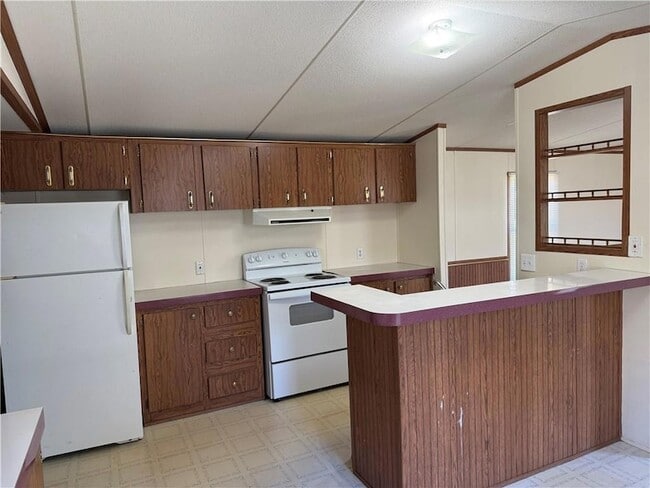 Photo - 64096 Mangano Rd