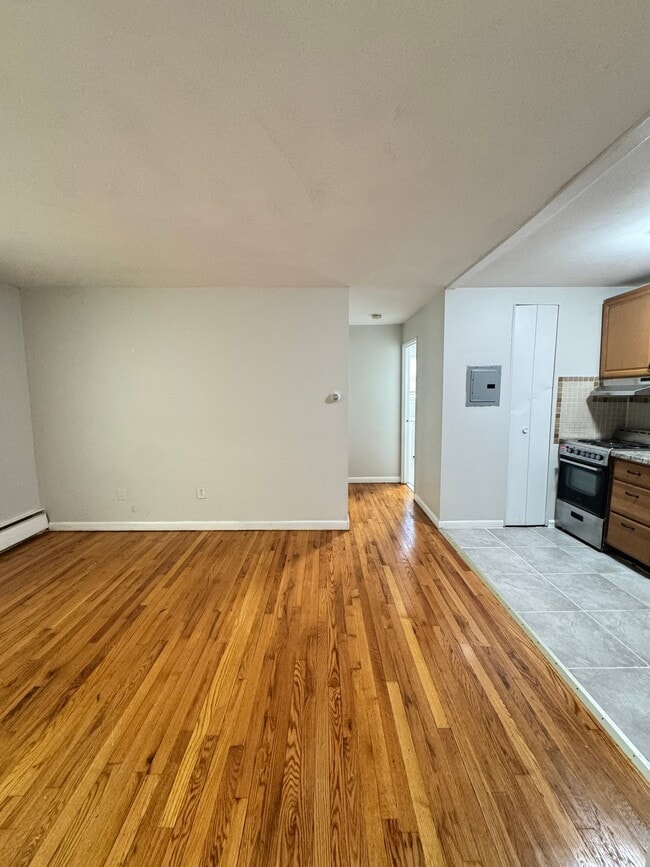 Photo - 295 Elm St Unit C3