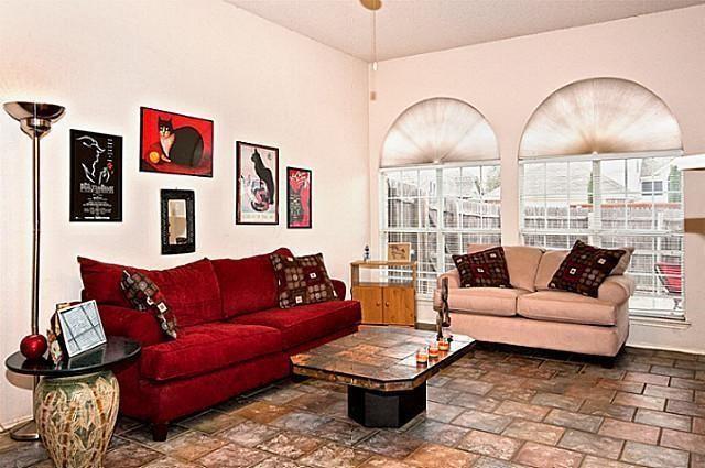 Photo - 1521 Simsbury Dr