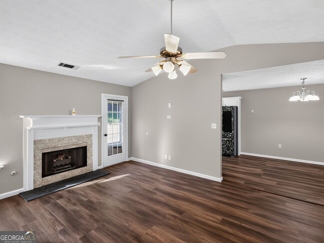 Photo - 22 Canterbury Dr