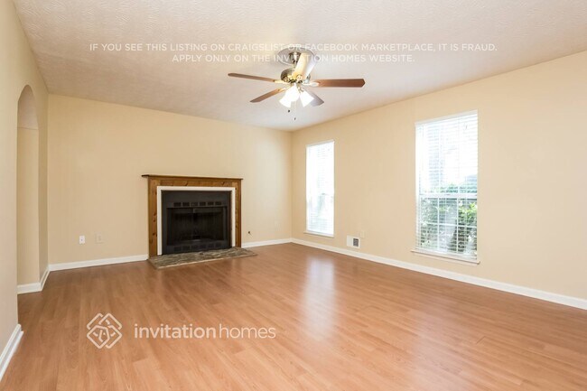 Photo - 1835 Red Rose Ln