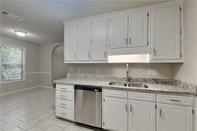Photo - 3013 Rockview Dr