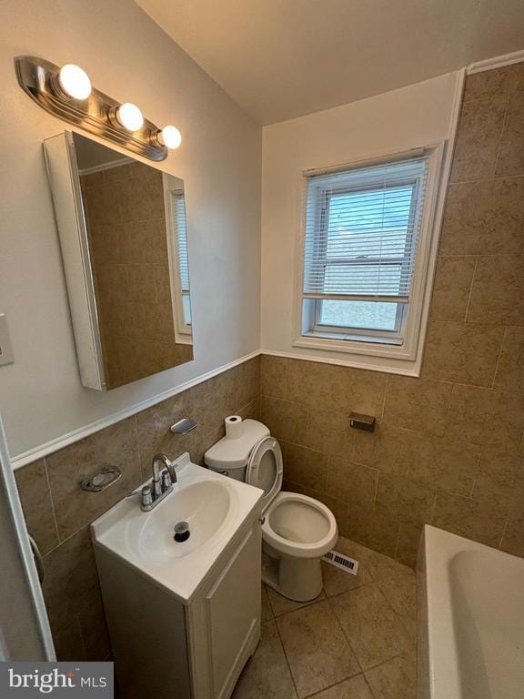 Photo - 2863 Harrison Ave