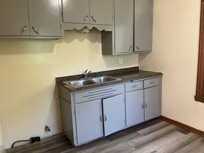 2 Bedroom Single family home - 2 Bedroom Single family home