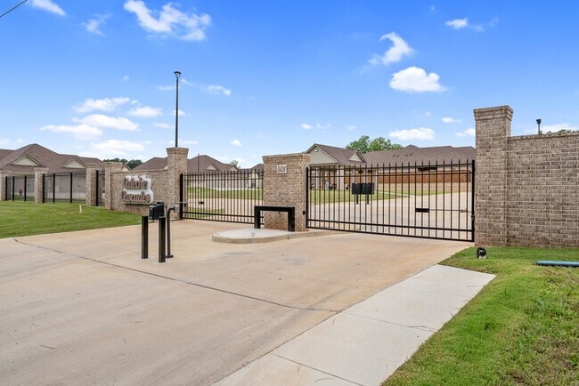 Photo - Caleche Cascades | 55+Community