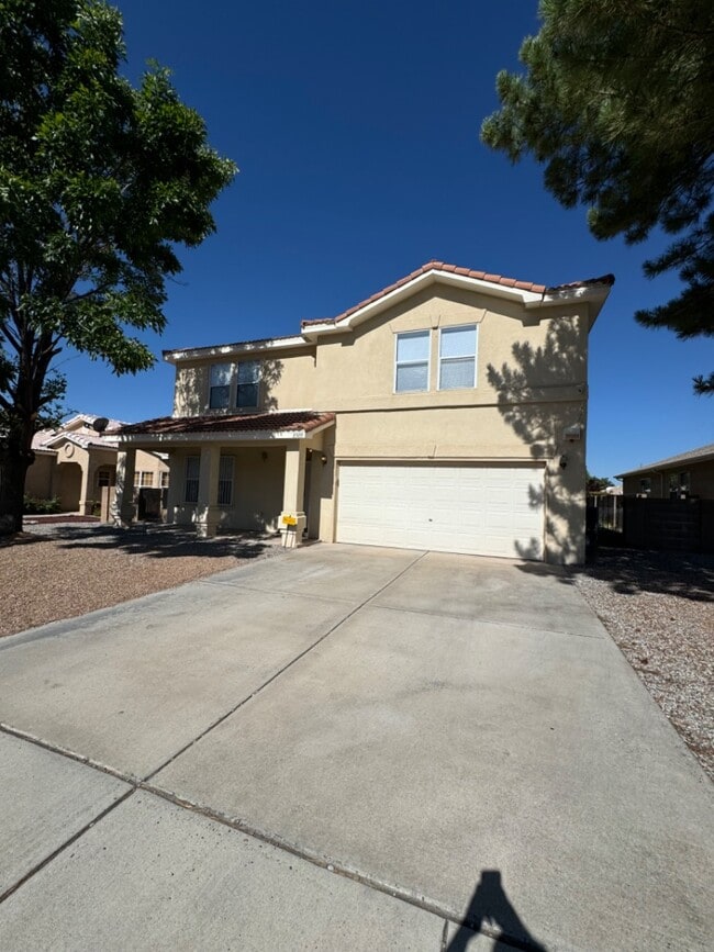 Photo - 8309 San Gavilon St NE
