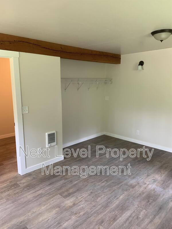 217 Lake Blaine Drive G House House Rental in Kalispell, MT