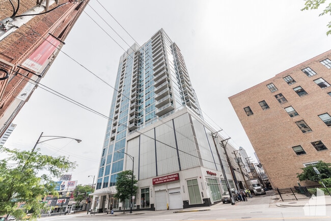 Building Photo - 757 N Orleans St Unit #705