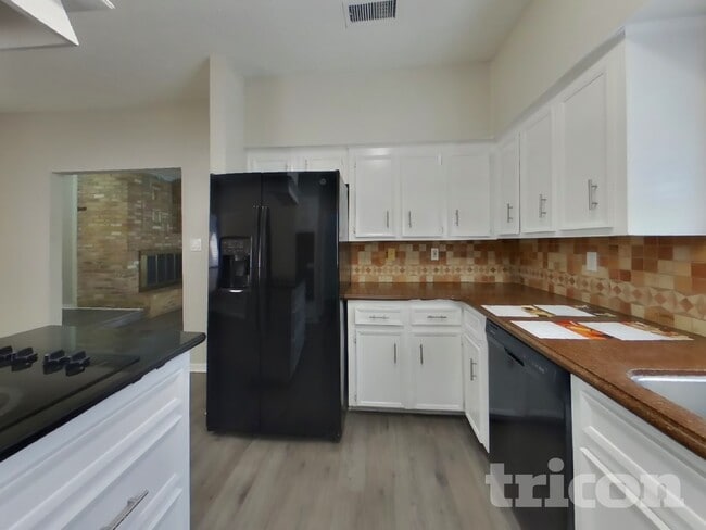 Photo - 535 Shady Brook Dr