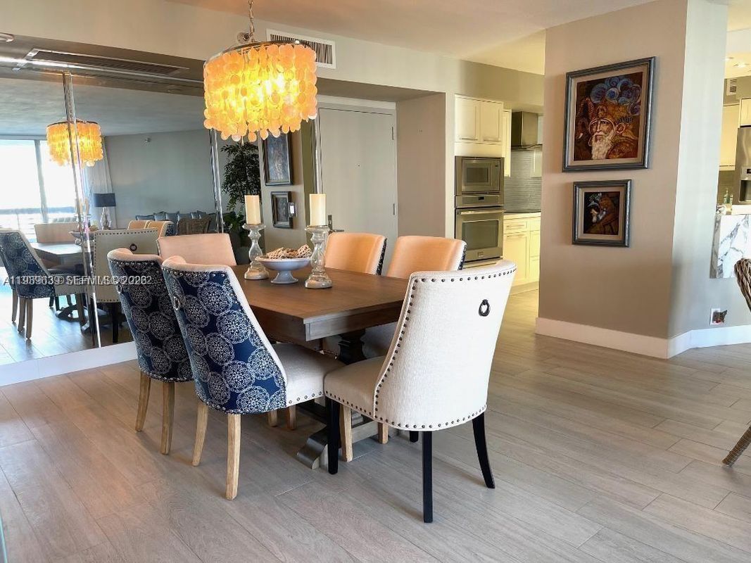 Photo - 3500 Mystic Pointe Dr