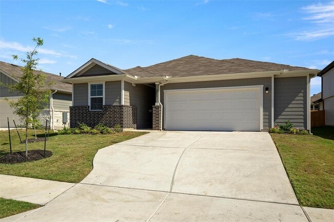 Photo - 224 Kickapoo Ln