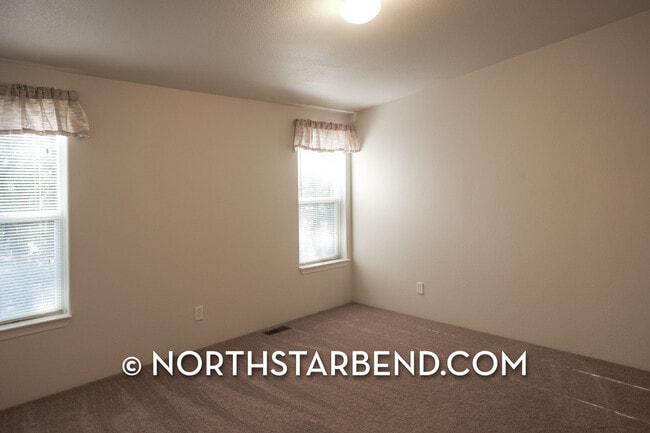 Photo - Nicely Updated 3 Bed 2 Bath Home in Deschu...