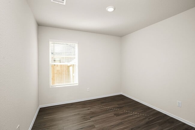 Photo - 3017 Wood Lily Dr