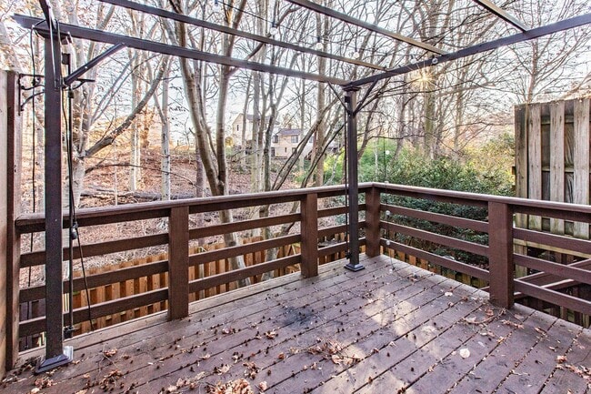 Photo - 3 bedroom, 2.5 bath in Mendenhall Village