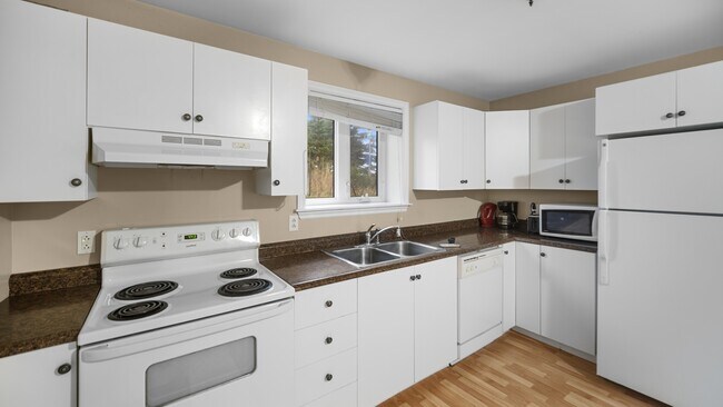 Photo - 71 Viscount St