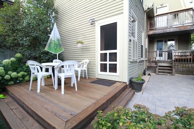 Building Photo - 12 O'Brion St Unit 12 O'Brion Street 3