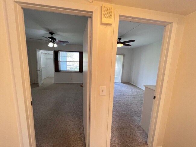 Photo - 3054 Newcastle A