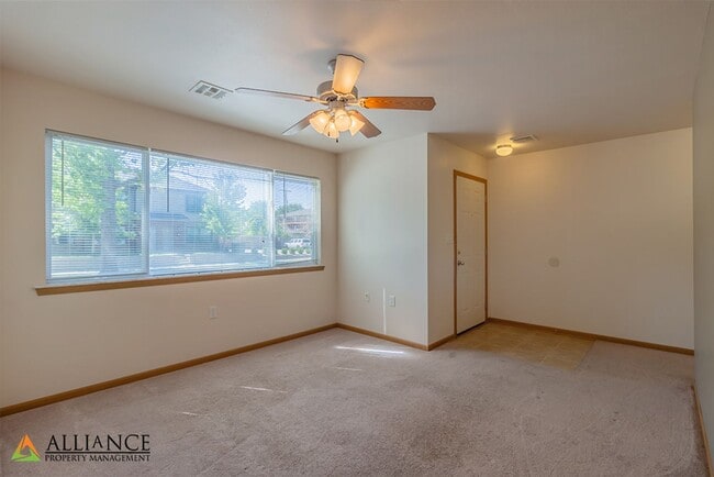 Photo - 928 Vattier Street Unidad 930