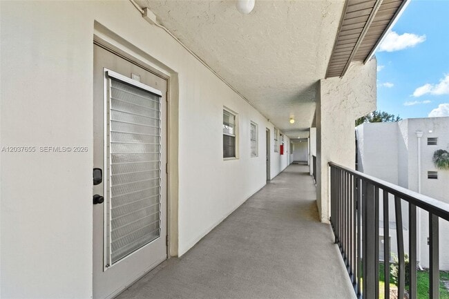 Photo - 9480 Poinciana Pl Unit 407