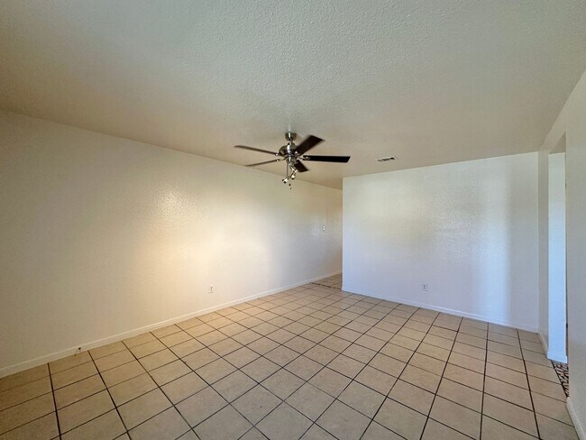 Photo - 1810 Aztec Trce Unit B