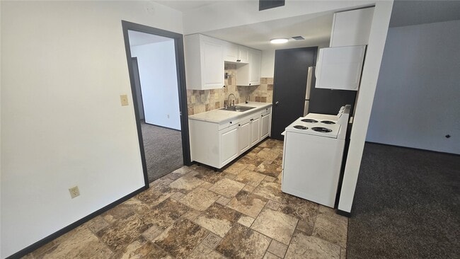 Building Photo - 1908 Muren Blvd Unit 6