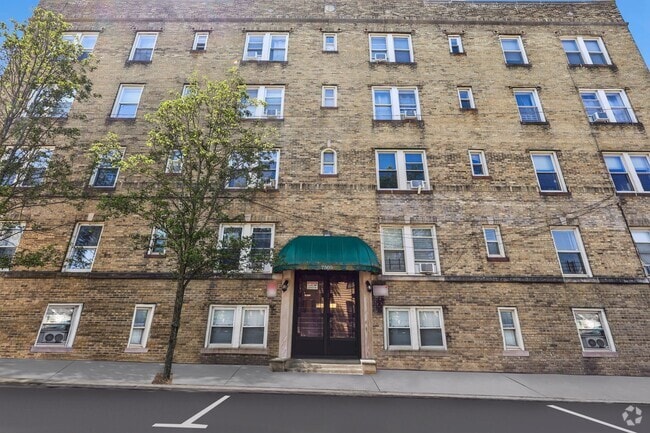 Building Photo - 7505 Palisade Ave Unit A2 Rental