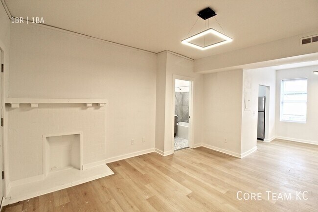 Building Photo - 712 Linwood Blvd Unit 718-2 Rental