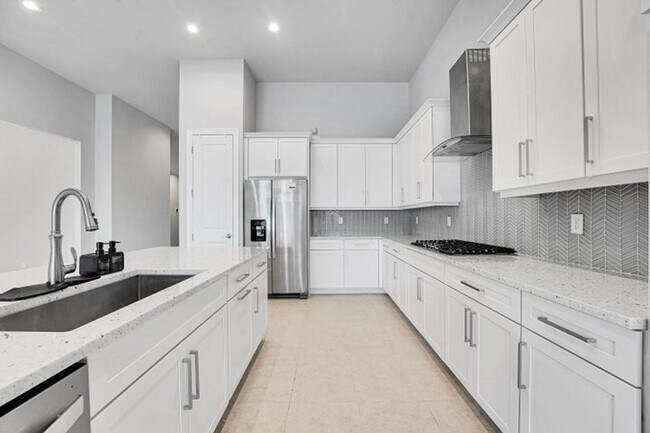 Photo - 12582 Nautilus Cir