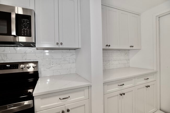 Photo - 72 Longwood Ave Unidad 72