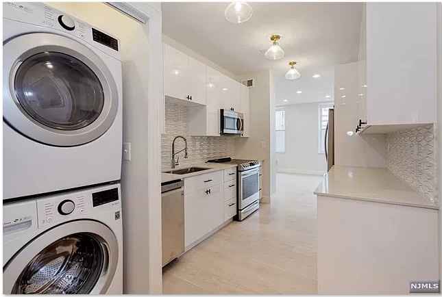 Photo - 111 Mulberry St