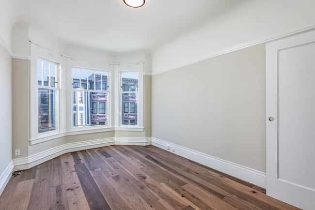 Building Photo - 112-118-118 Shotwell St Unit 116