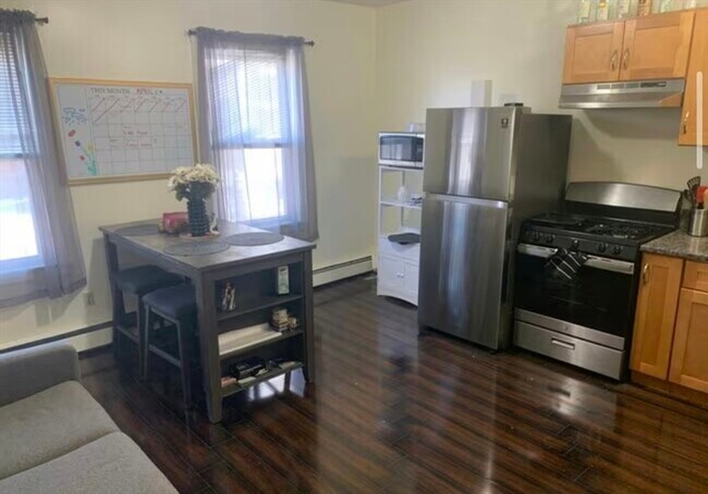 Photo - 1576 Tremont St Unit 3