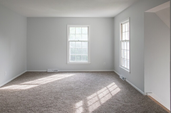 Photo - 8715 W 78th Cir