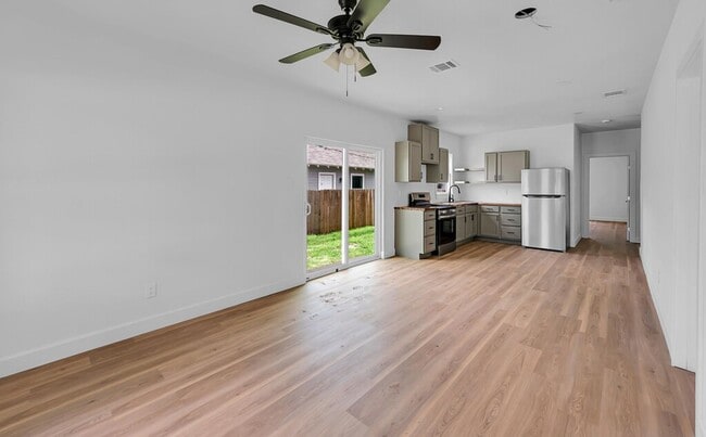 Photo - Well-maintained 4BD/2BA - Available in May!