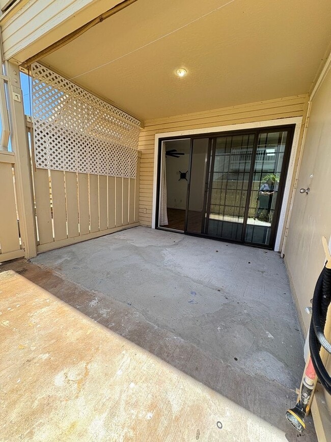 Photo - 2-Bedroom 1 Full Bath Ground-Floor Townhouse w/ 2 Assigned Parking in Pae Ko Gardens