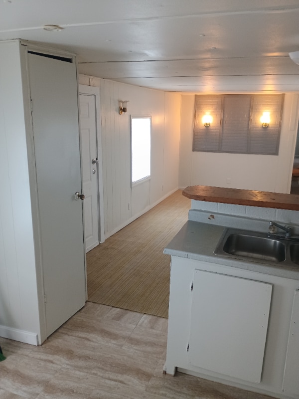 Photo - 129 SE Camelot Loop