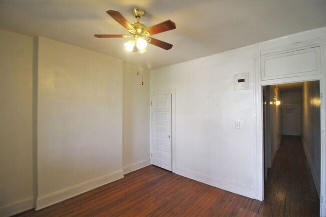 Photo - 2842 St Paul St Unidad 2R