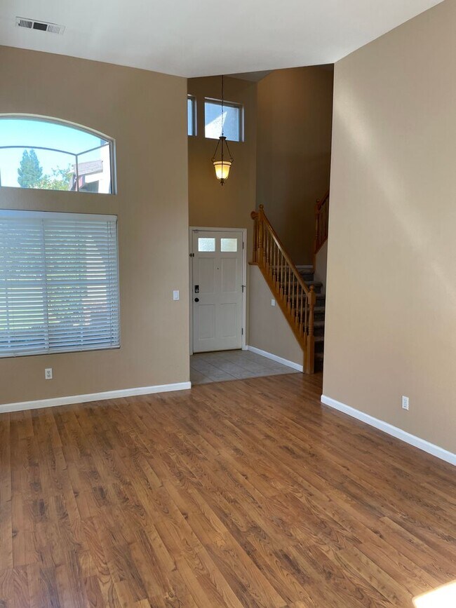 Photo - Beautiful Rocklin 4 Bedroom Home with 3 Ca...