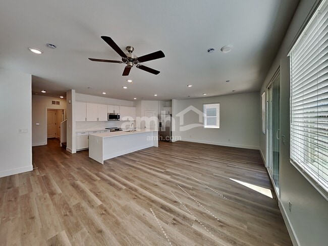 Photo - 8385 Buckskin Clf Ave