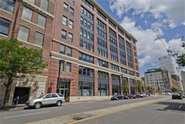 Building Photo - 285 Columbus Ave Unit 7