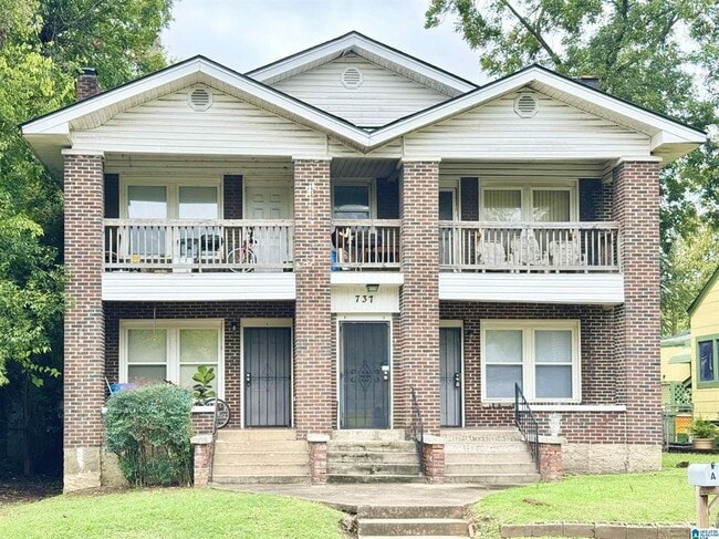 Photo - 737 40th Pl Unit 1