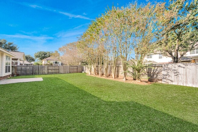 Photo - 1819 Misty Falls Ln