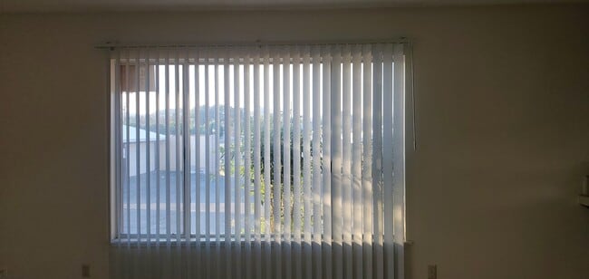 Photo - 19227 California 18 Unidad 5