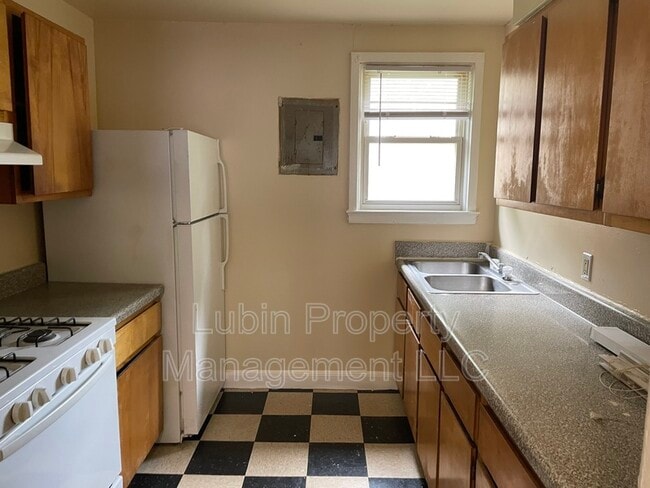 Photo - 1393 Lapaloma St