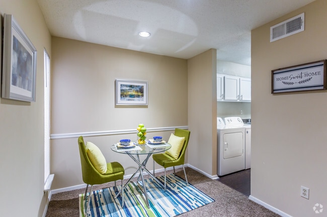1 BR, 1 BA - Magnolia